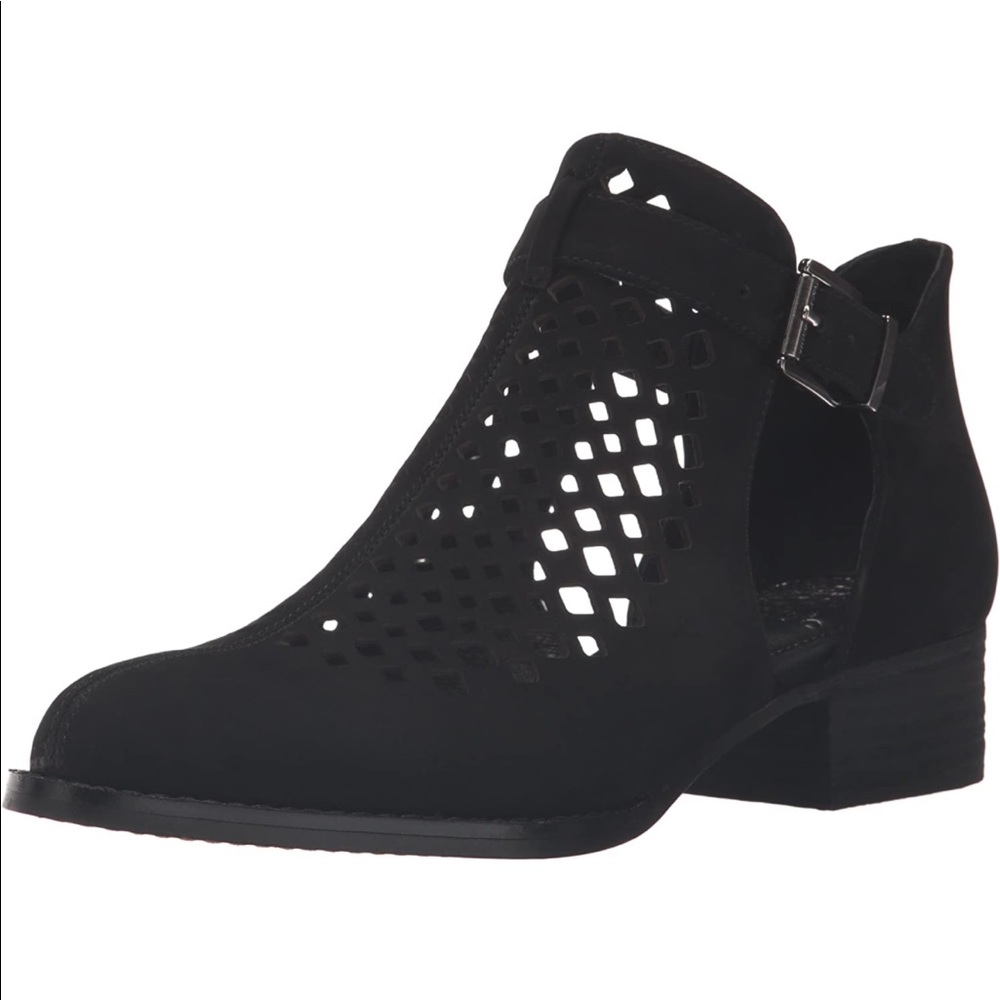 Vince Camuto Cadey Ankle Bootie
